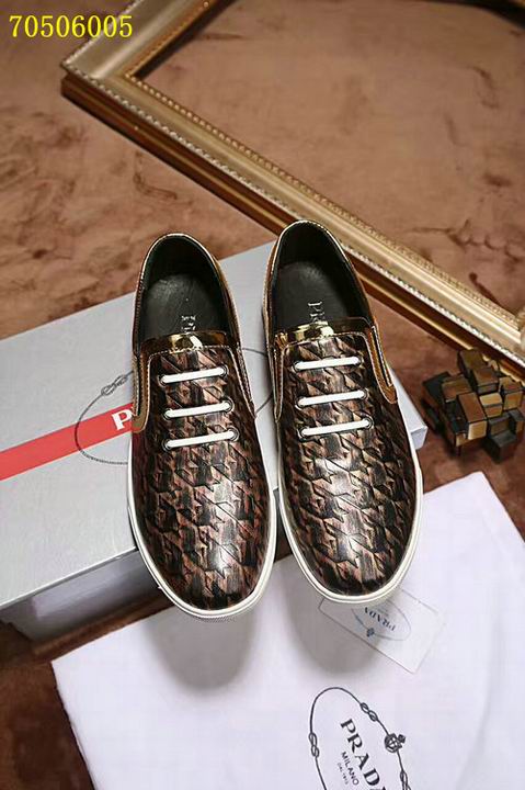 Prada casual shoes men-056